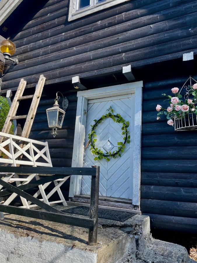 Stabbur Steinbekken, Back To Basic Primitive Overnight Eidsvoll Luaran gambar